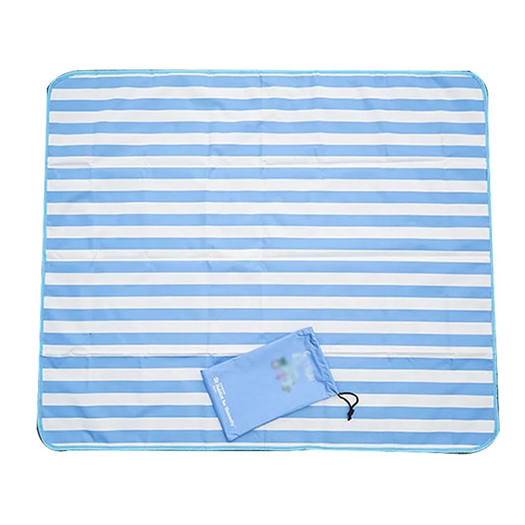 Customized Waterproof Outdoor large Picnic Mat Foldable Pocket Picnic campimg mat Beach Mats For Camping