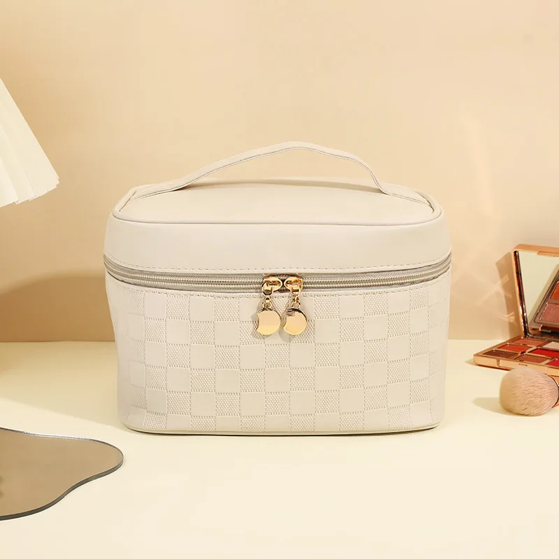 Beautiful Brown Makeup Bag Checked Pattern Wash Bags High Capacity Toiletry Bags for Trip