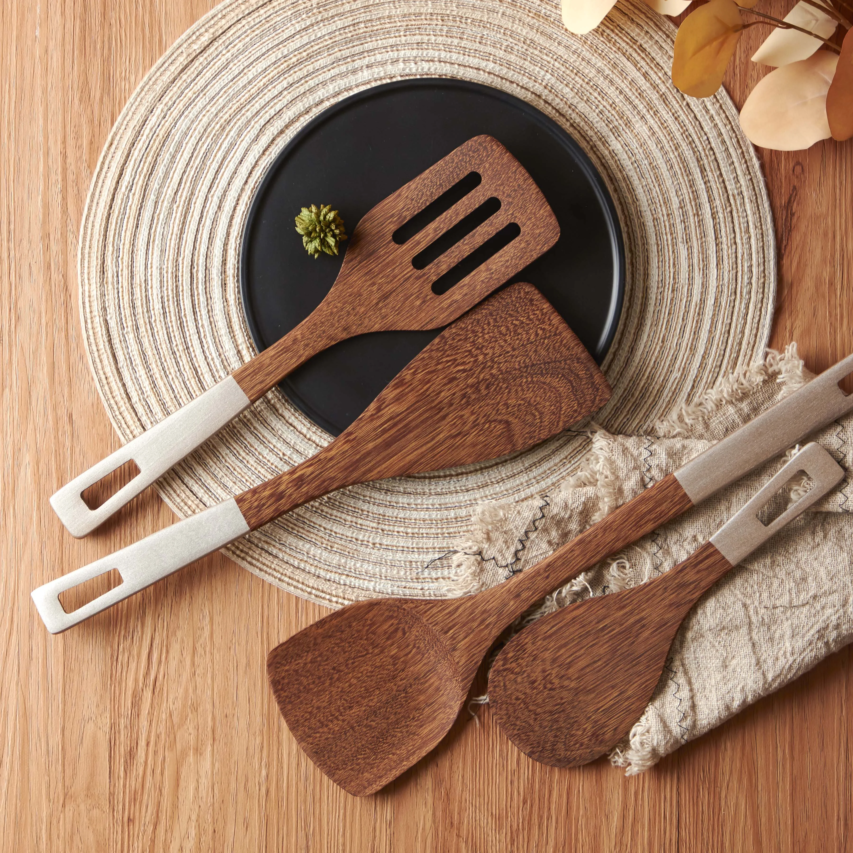 Stock Natural Acacia Wooden Cooking Utensils Kitchen Utensil Manufacturers Chinese Non-Stick Bamboo Wood Utensils For Kitchen