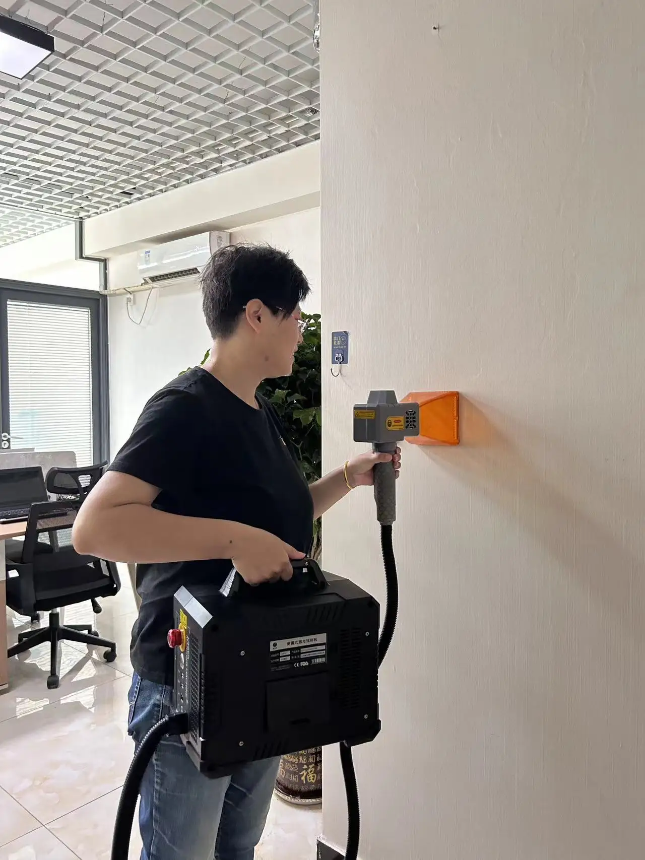 CNC LY Good Selling Small Handheld Laser Marking Machine Manufacturer Sells Marking Metal Stainless Steel Laser Marking Machine