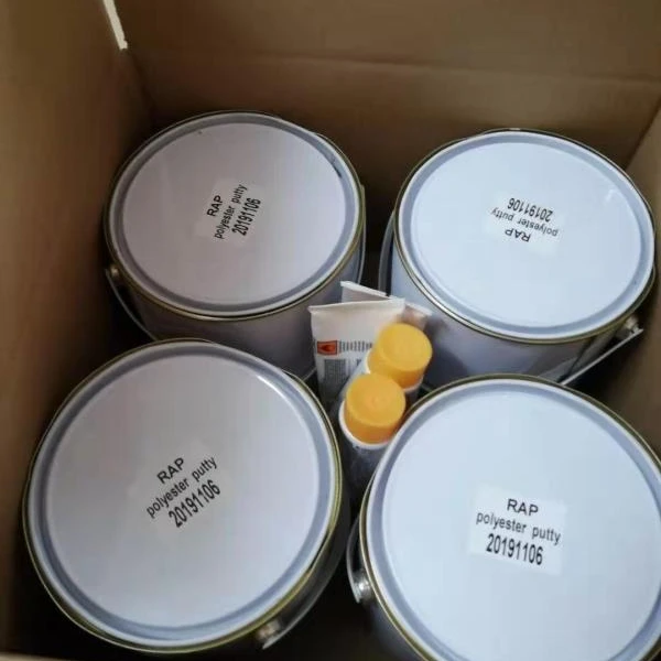Silk Touch Fast Drying Polyester Filler putty Excellent Spatula Workability and Smooth Exterior Surfaces After Coating