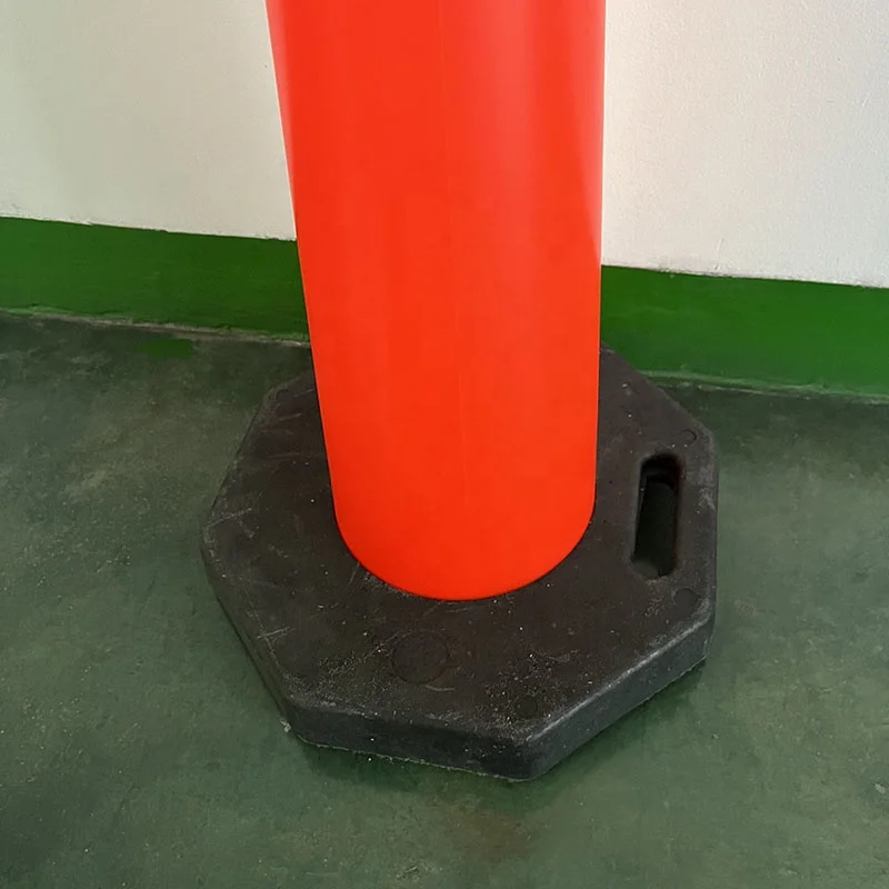 China Factory Traffic Highly Road Cone Visible PE Warning Delineator Red Post With Plastic Base