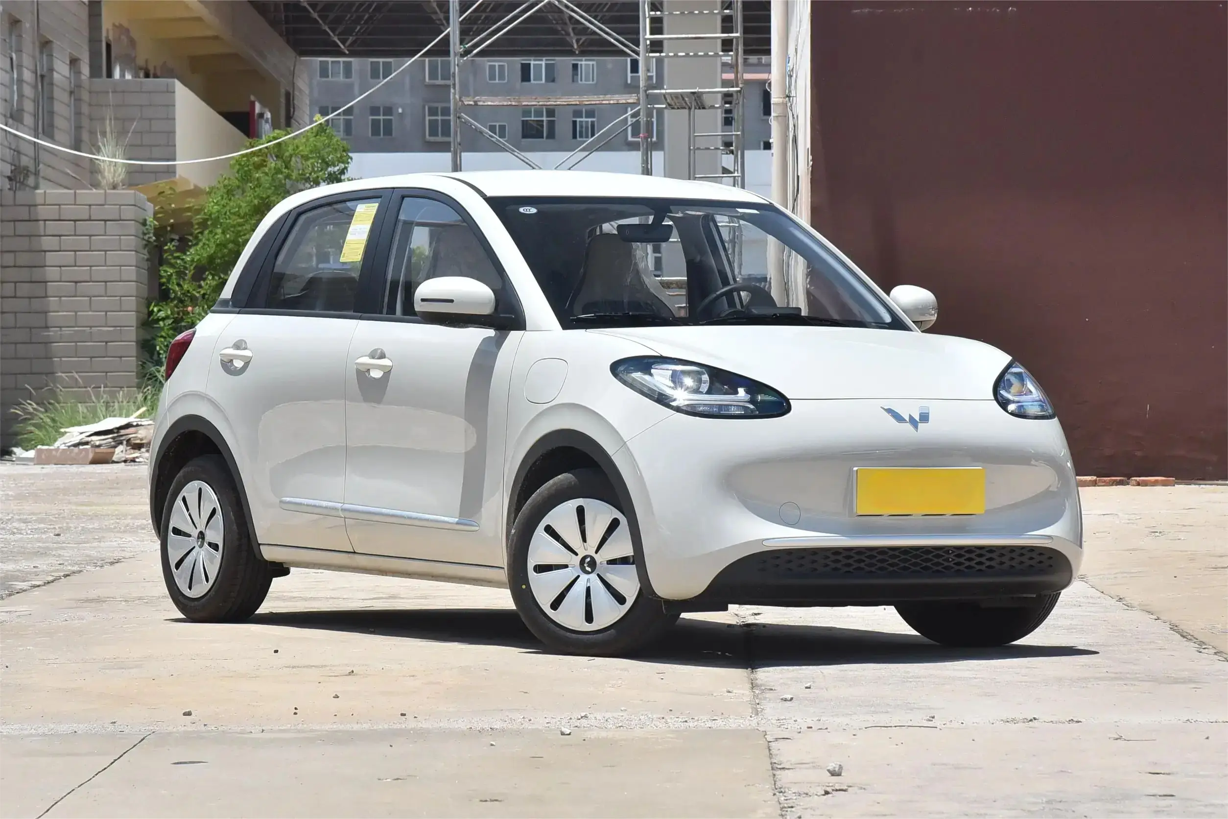 Xuzhou Jiangsu selling Wuling Bingo spot 2024 model 333KM used car pure electric small car domestic used car