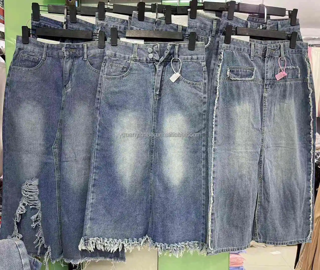 Latest Fashion Women Ladies Clothes Hole Button Mini Jeans Skirts for Summer
