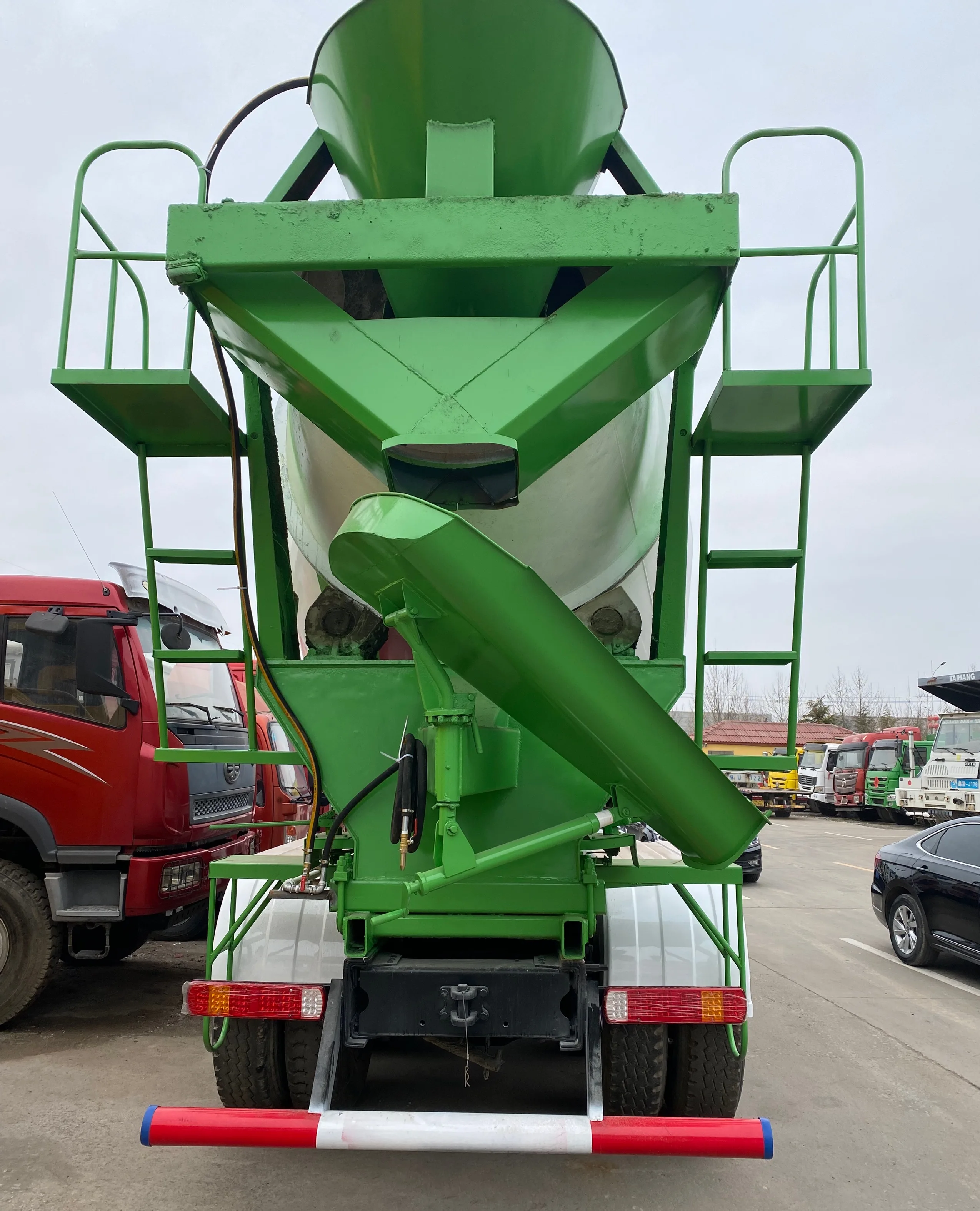 Бетономешалка грузовик бетономешалка 6x4 SHACMAN