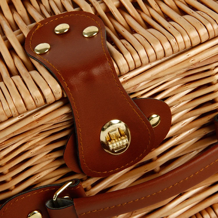 Customized Family Camping Hamper Wicker Picnic Basket with Lid