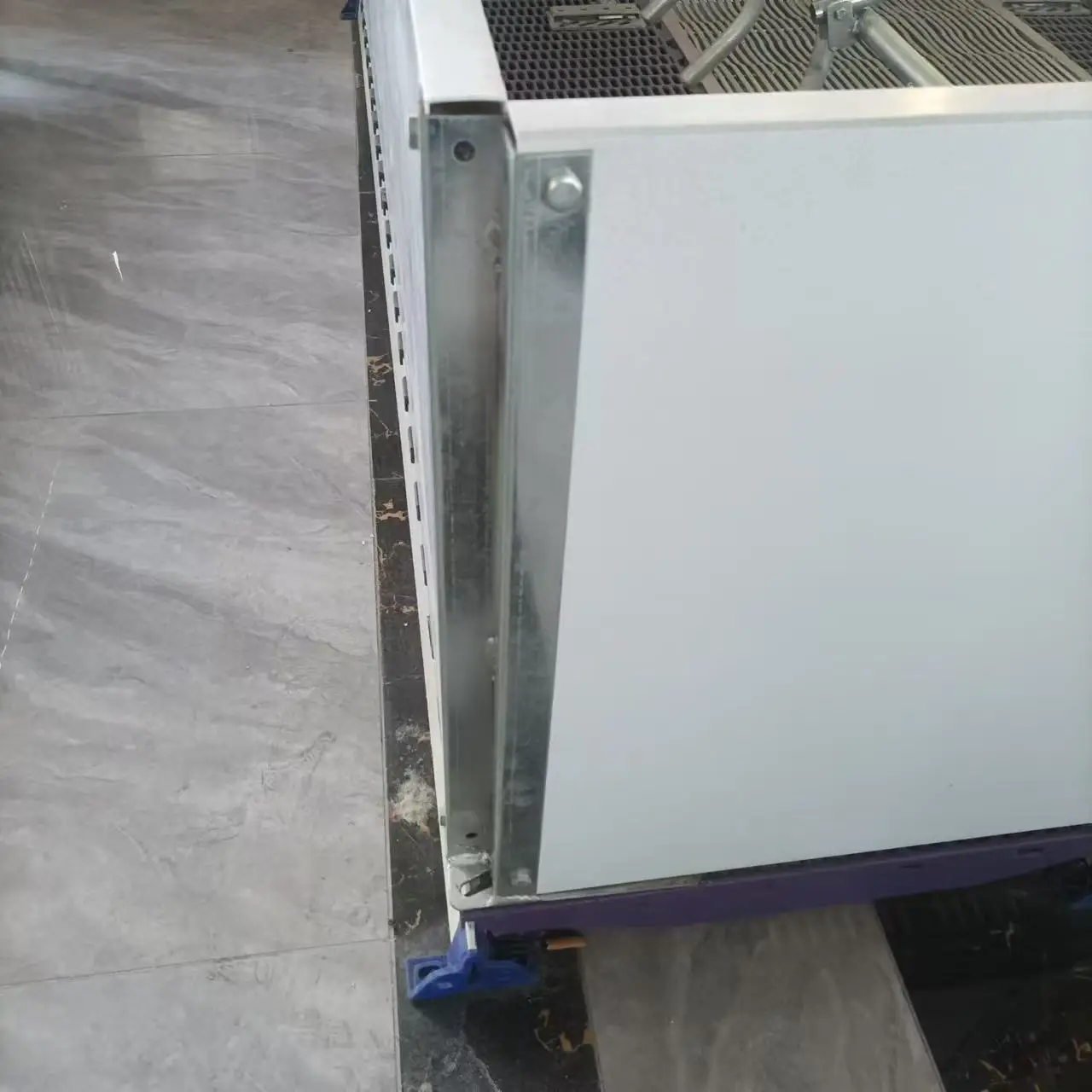 PVC Hollow Card Slot Upper and Lower Double Hole Galvanized