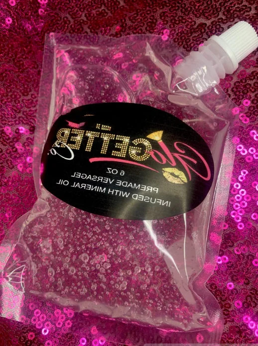 New Formula Private Label Kids Vendor Customized Key chain Max Quality Vitamin E Oil Lollipop Customized Lip Gloss Base