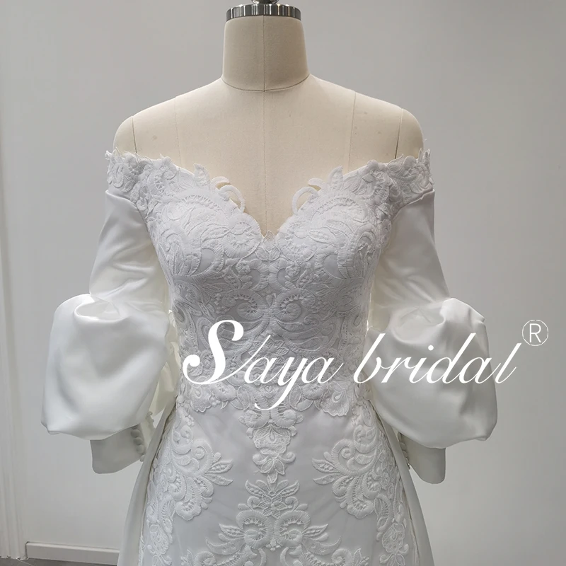 Elegant Bridal Dress Fishtail Lace Trim Slim Satin Material with Small Train Off-Shoulder Design and Long One-Line Shoulder