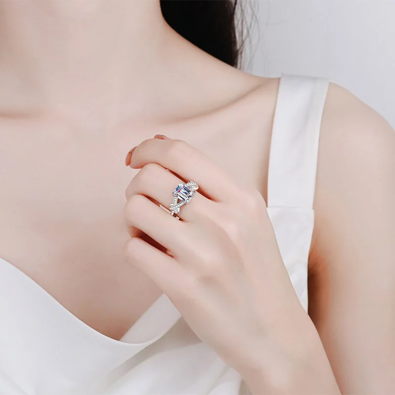 SPJ Hot Selling Fashion Jewelry Emerald Cut 3ct Cubic Zircon 925 Sterling Silver Rings for Women Classic Solitaire Ring