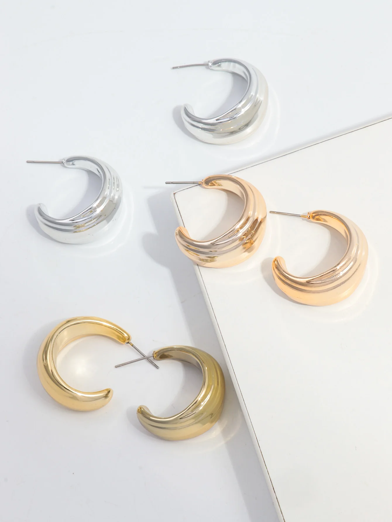 Luxury POP Fashion CC Accessories Silver 18k Gold Plated Party Jewelry Personality Chunky Punk Metal Acrylic Hoop Earrings