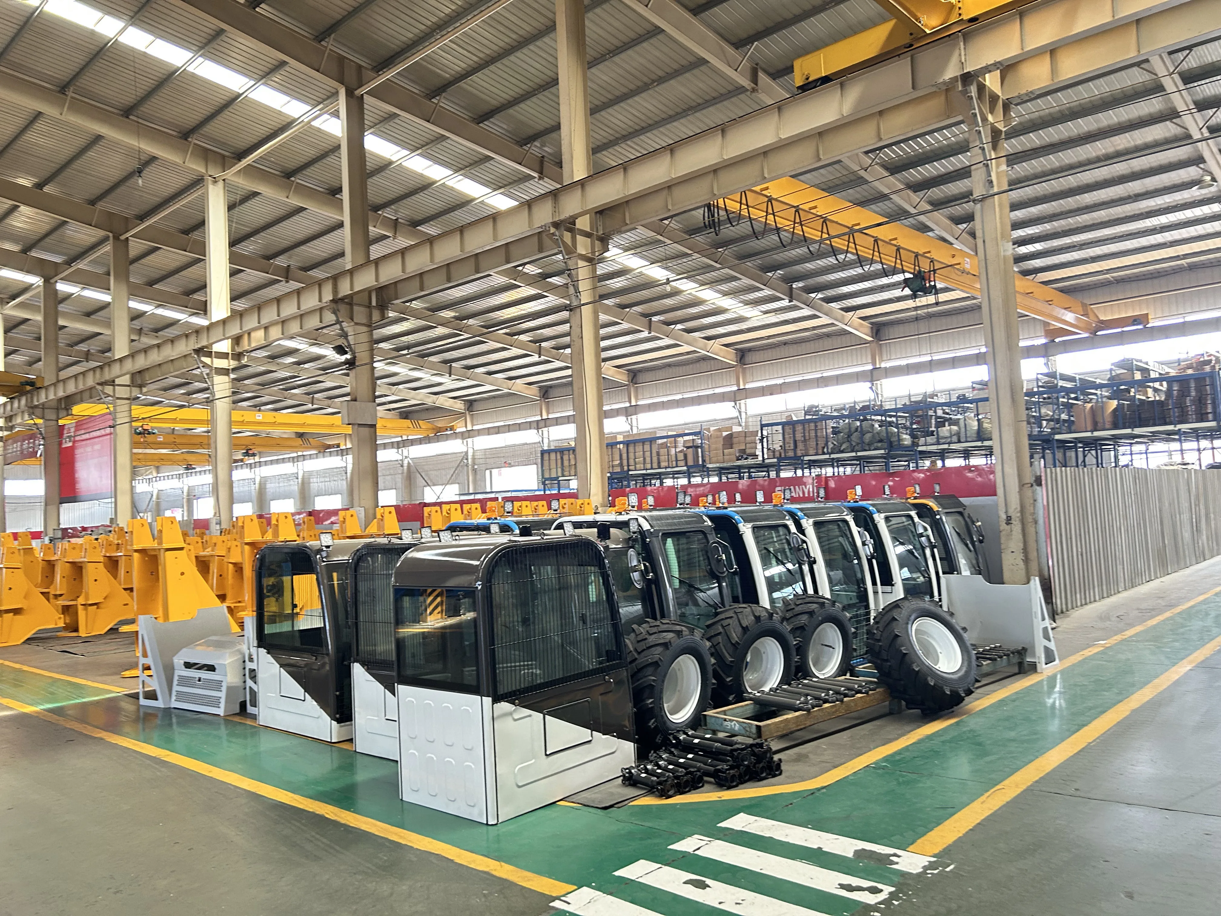 Небольшая конкурентоспособная цена самозагружаемый цементный Бетономешалка для продажи