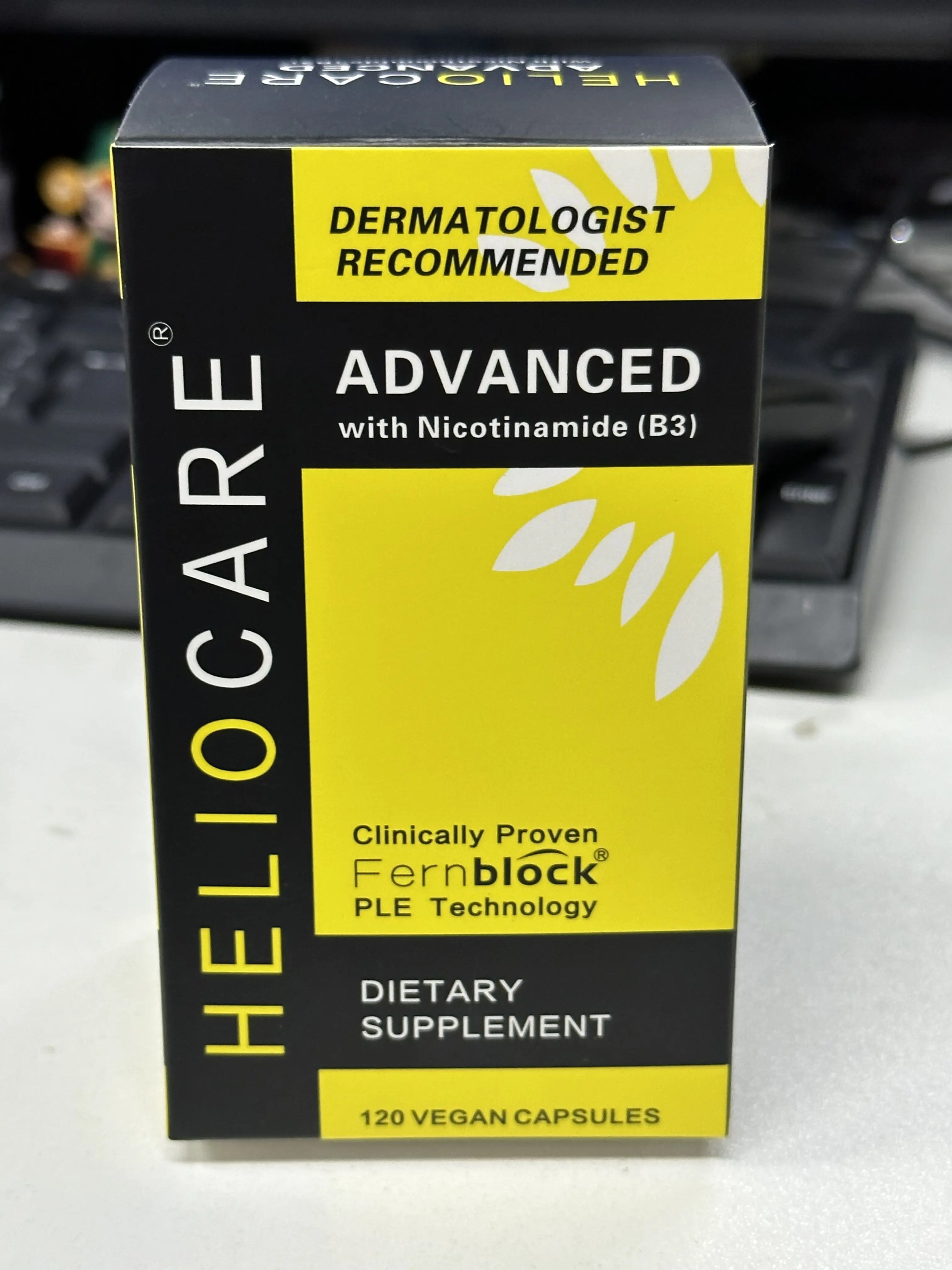 nicotinamide  Popular nicotinamide B3 supplement capsules Vitamin B3