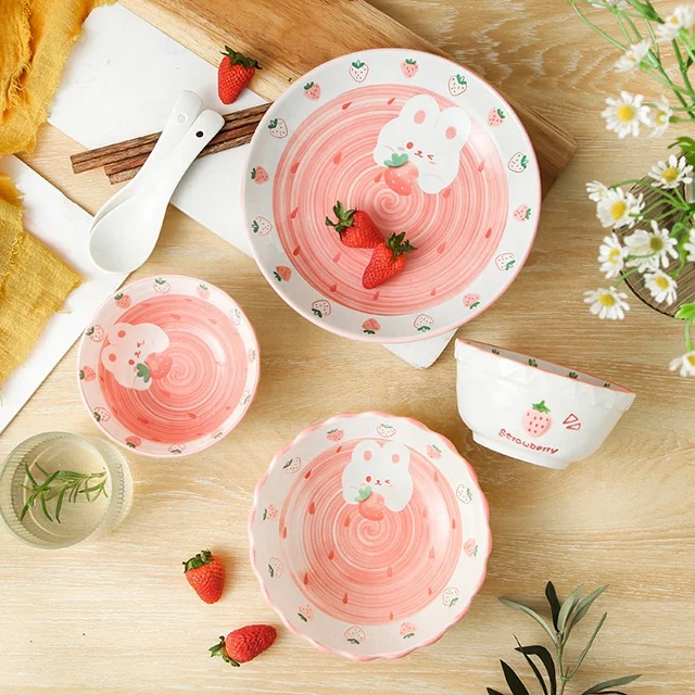 Creative Microwave Bowls Set Cartoon Diner Set Plate Ceramic Strawberry Rabbit Dinner Service Dinnerware Set