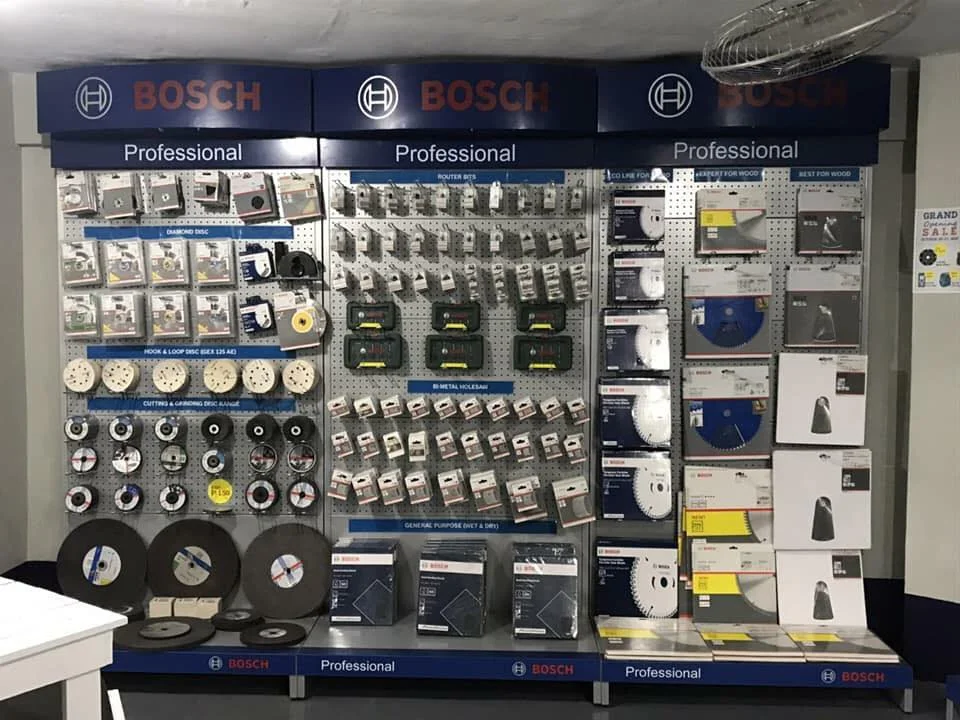 Настенная полка BOSCH для ручных инструментов оборудование порошковых выставочный стенд от китайского
