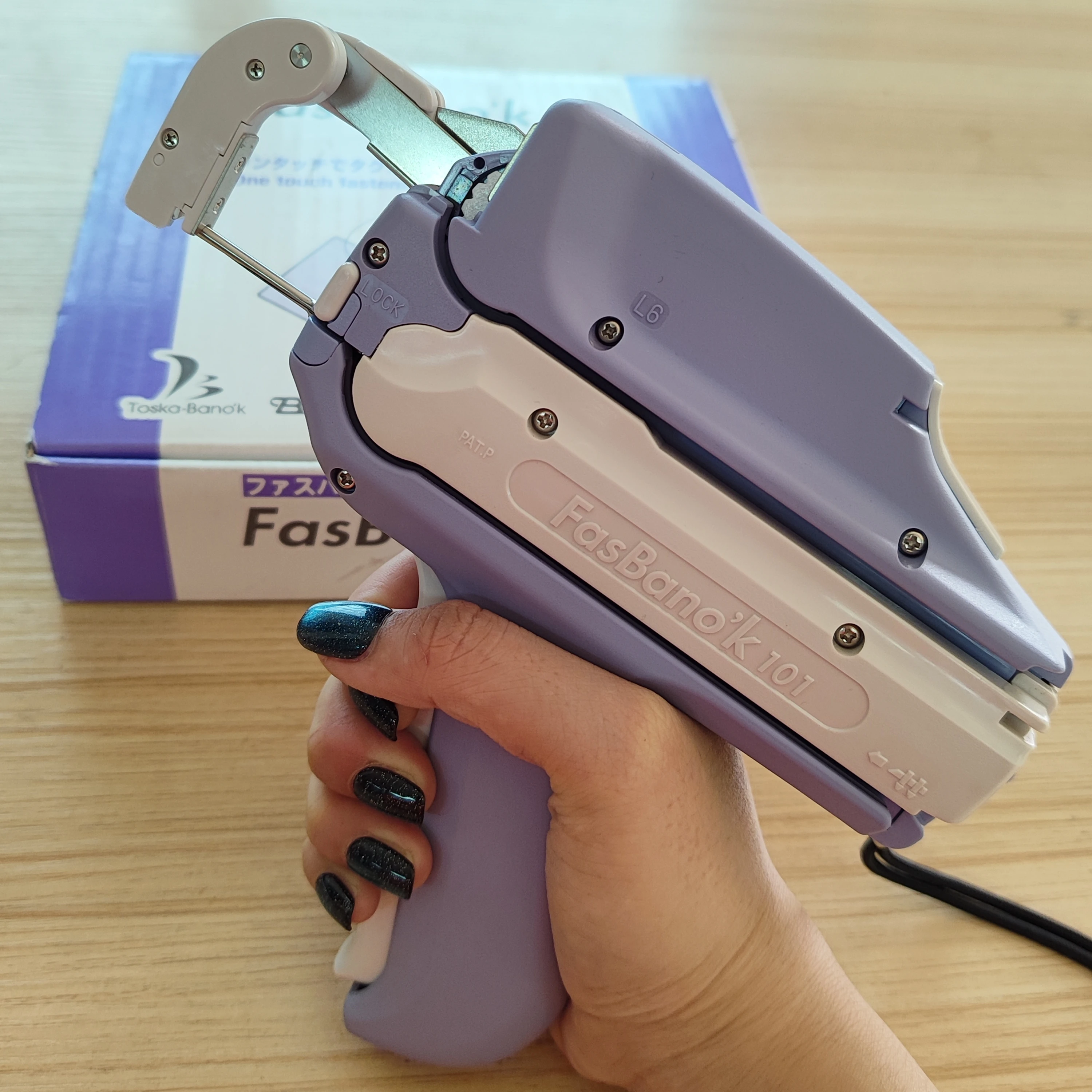 OEM loop pin gun banok tag gun 101 hand plastic price tag machine for clothes hang label tagging