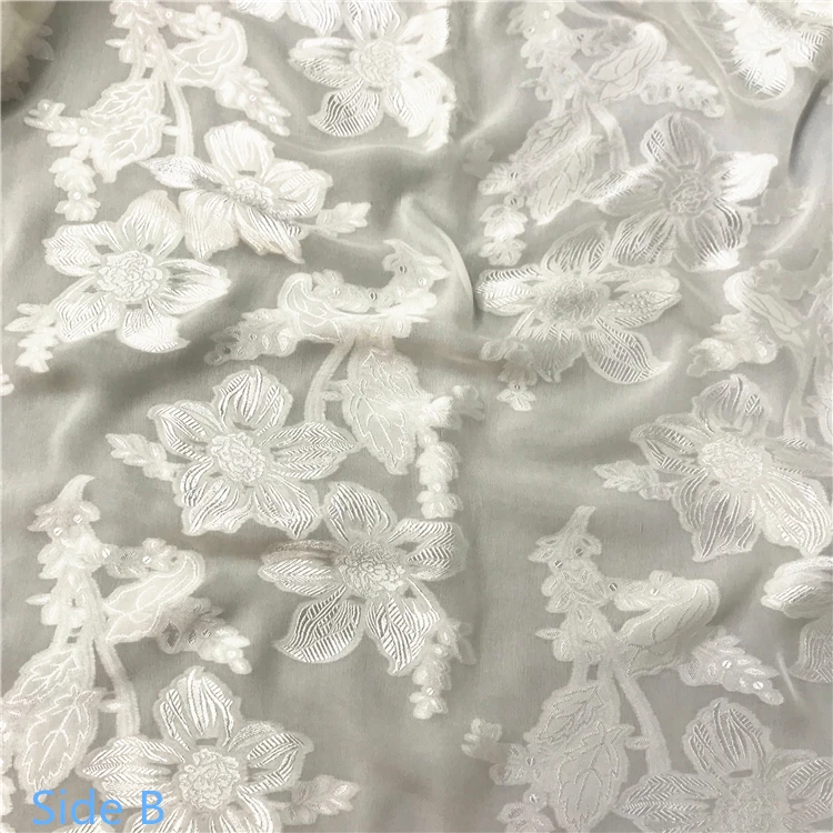 
White Bridal Fabric 14.5mm Floral Silk Viscose Fabric Jacquard Fabric for wedding dress 