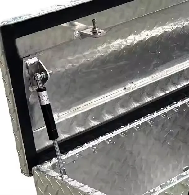 Special offer Portable Truck toolbox Removable storage box Steel PC made of patterned aluminum plates with wheels