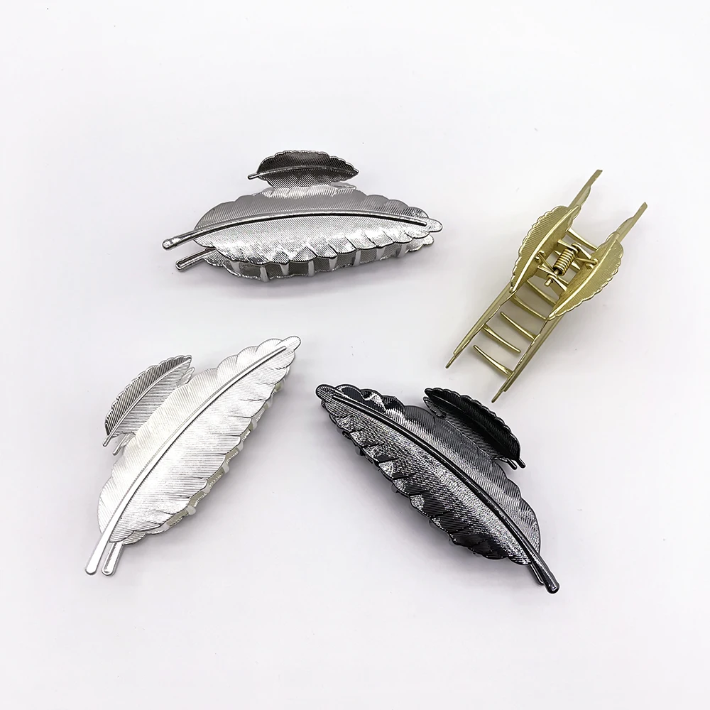 Korean New Metal Hair Claws Leaf Shark Clip on the Back of Head Elegant Girl Claw