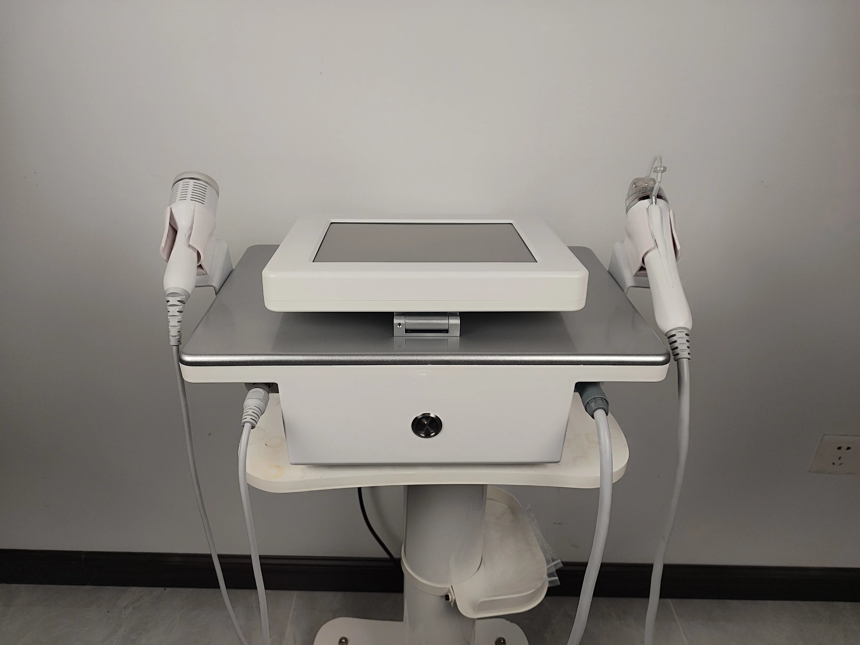 Facial rejuvenation radio frequency machine body for beauty salon