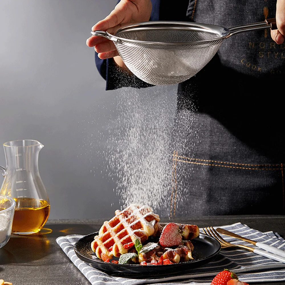 Wholesale Mesh Food Strainer Fine Mesh Stainless Steel Colander Strainer With Long Handle