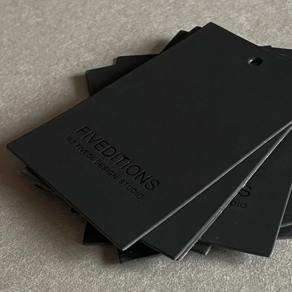 China wholesale custom clothing hang tag with strings