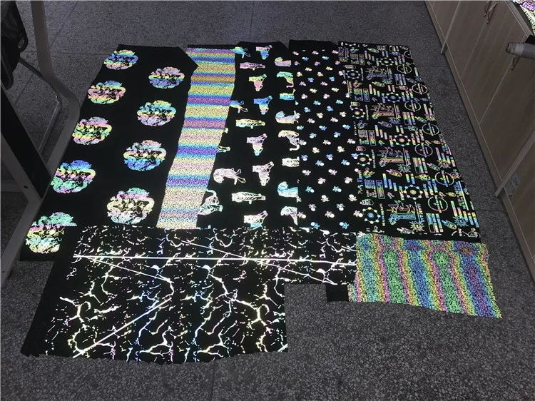 Fashion tiger pattern anti-static flexible reflective polyester material