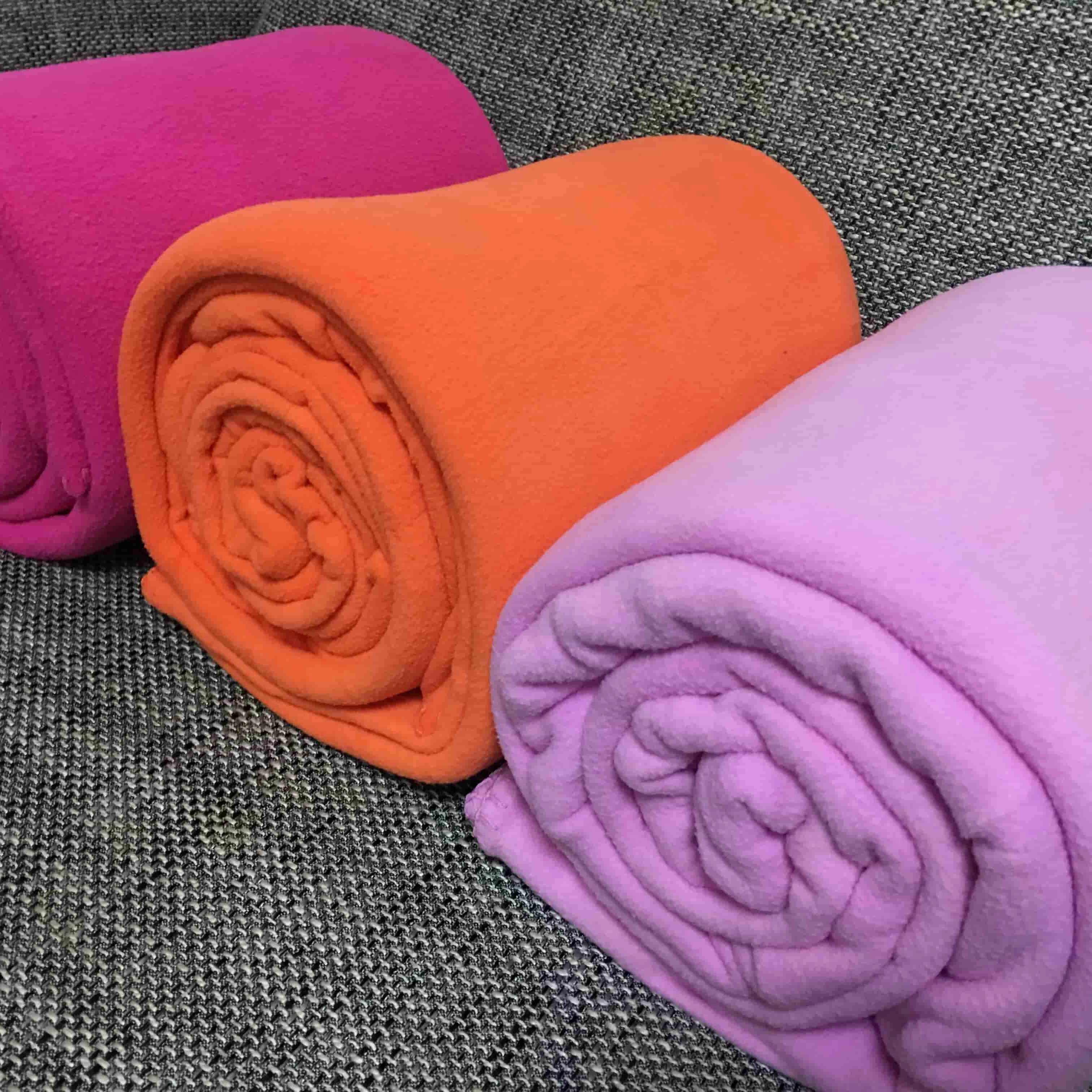 Embroider Logo Custom Color Cheap Airline Blanket