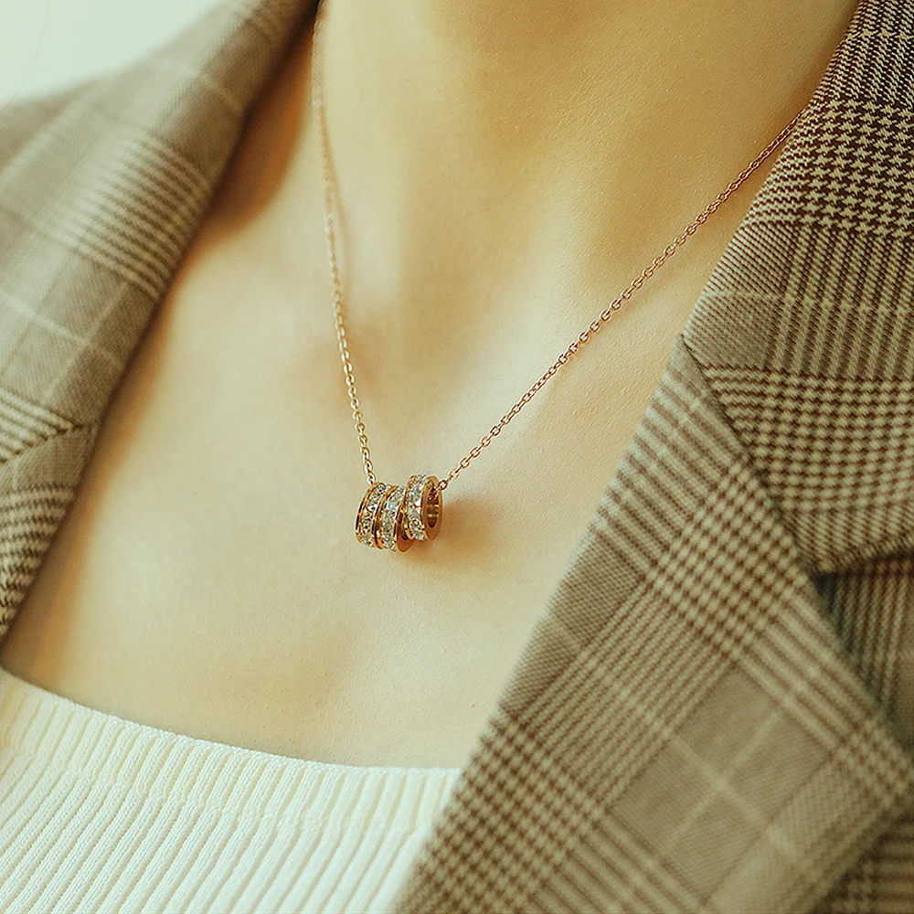 Zircon Tripleinteocking Eternity Circle Anti Tarnish Gold Plated Stainless Steel jewelry Fashionable Pendant Necklace For women