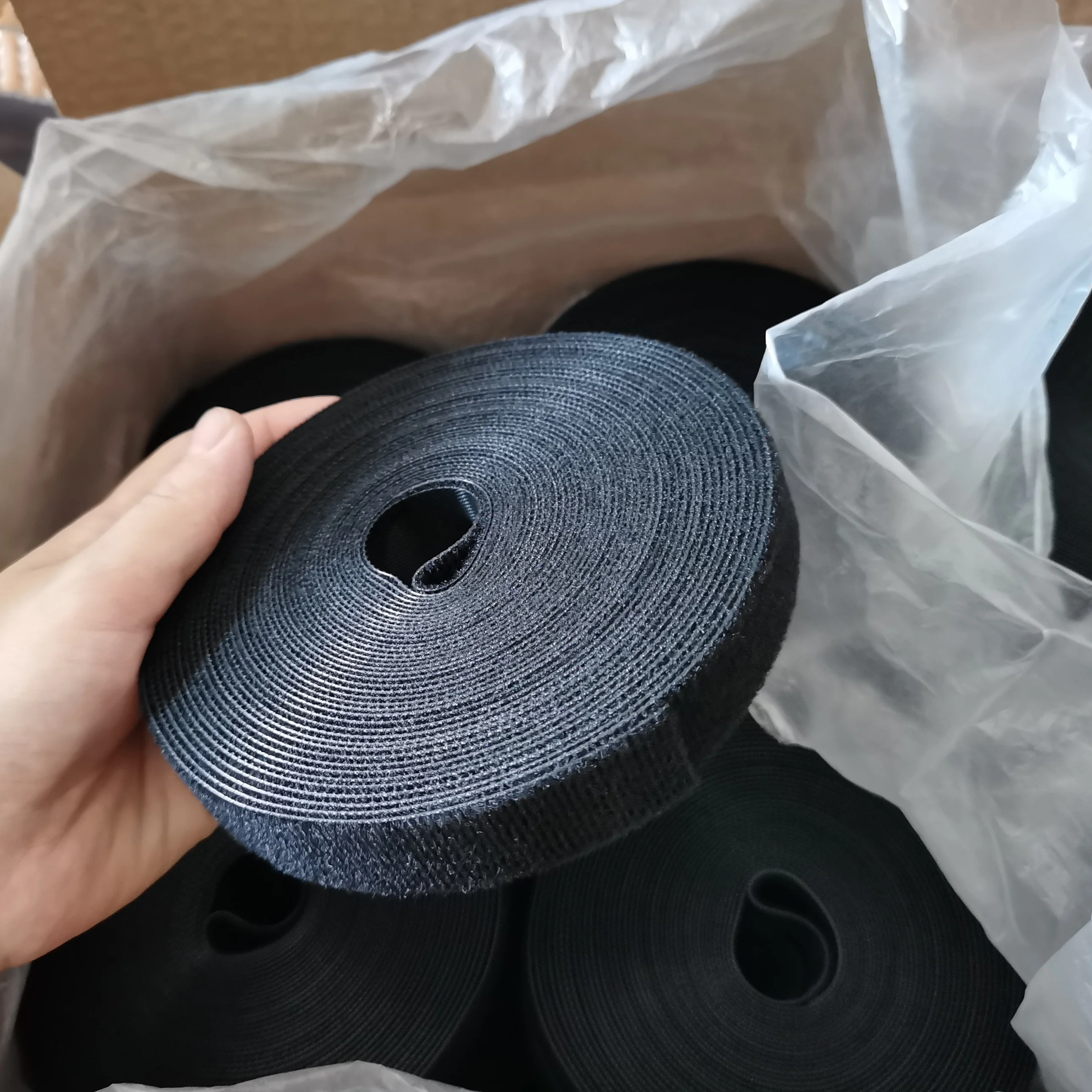 self gripping back to back hook and loop tape nylon fasteners strap baby soft ultra thin double sided hook and loop sheet