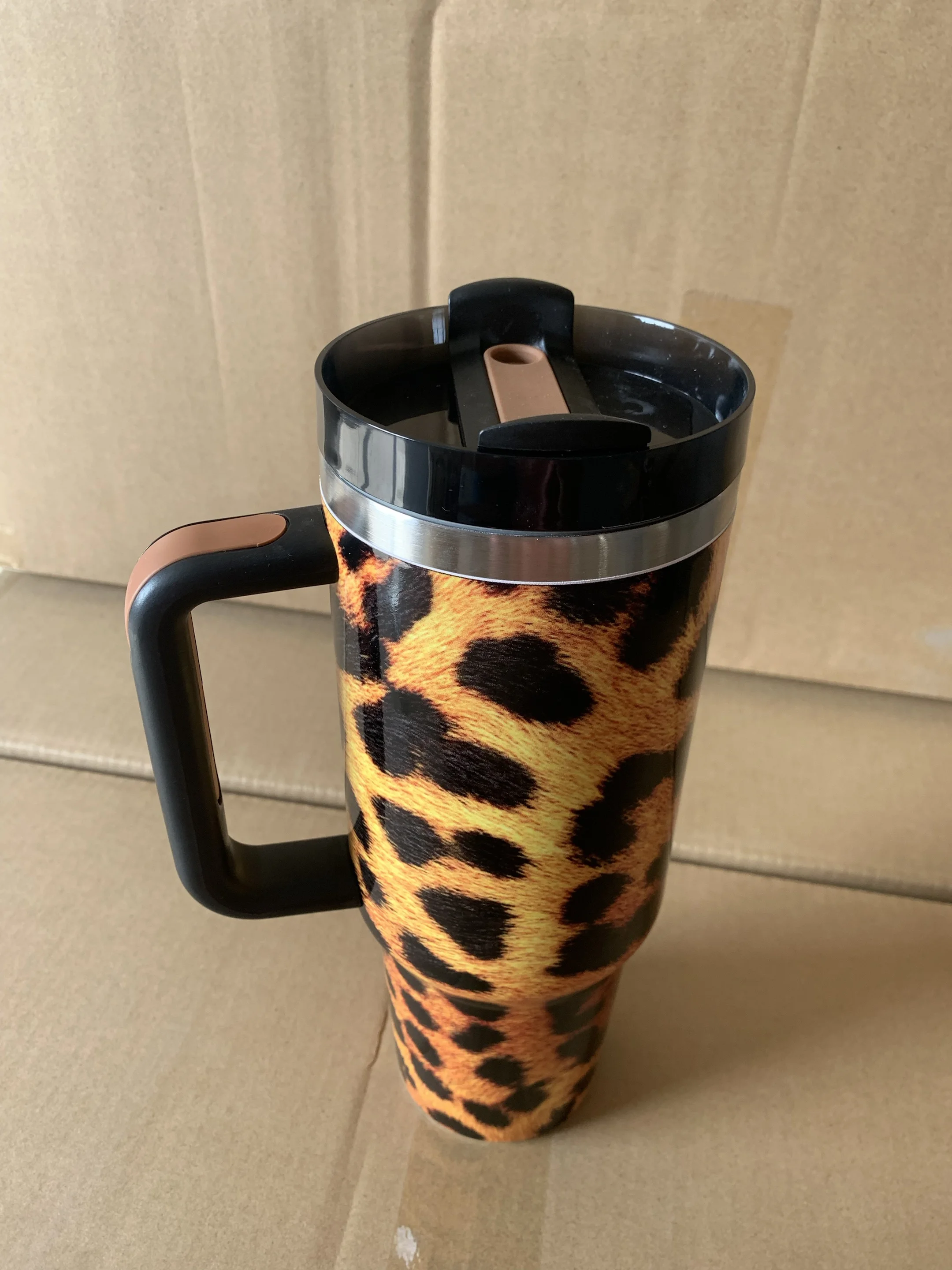 2024 H2.0 Plus popular 40oz wild animal Double Wall Vacuum 304 Stainless Steel Adventure All Over Printing Cow Cup With Straw