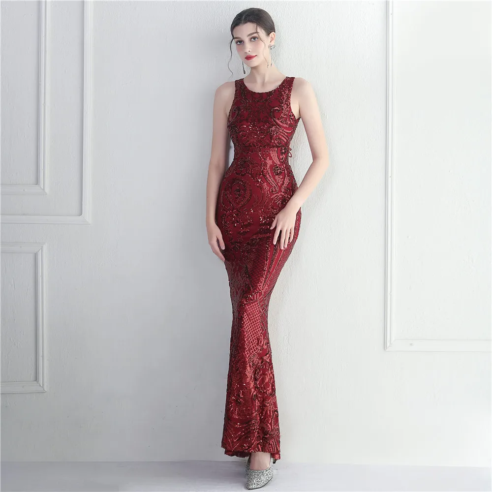 19920-S# Long evening dress with exposed back, featuring beadwork, glittery embroidery Fat Lady Dress Plus Size Dress Super Size