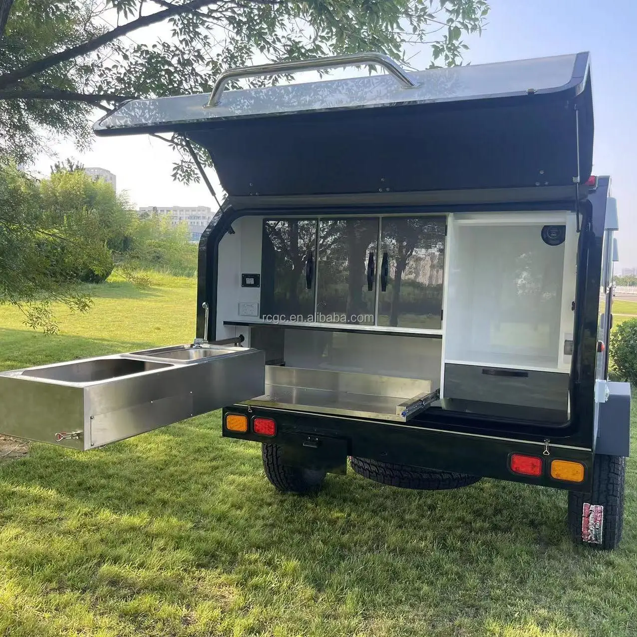 Customized Lightweight Mini Popup Camper Trailer with Camping Tent for Outdoor Travel and Sale