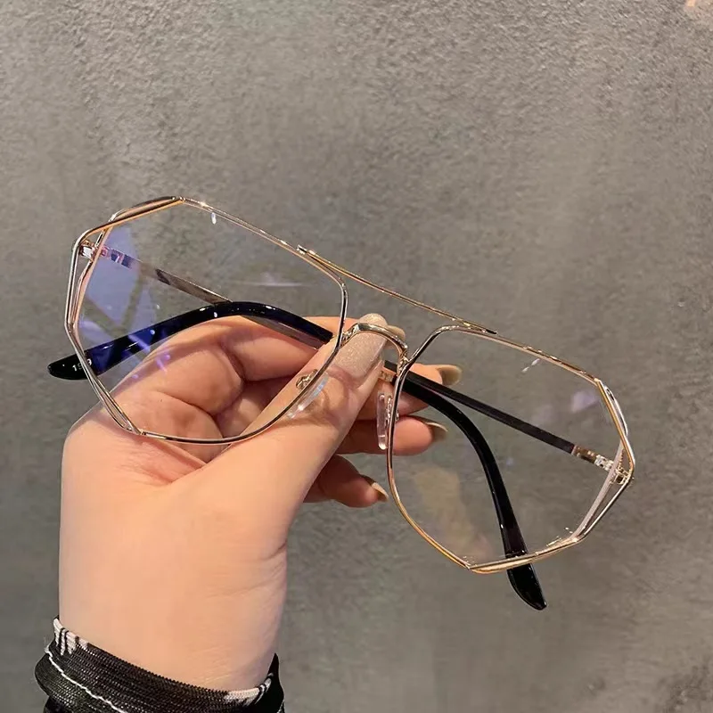 2024 New Double Bridge Vintage Gold Metal Eyeglasses Frames Fashion Irregular Optical Frame Computer Blue Light Blocking Glasses
