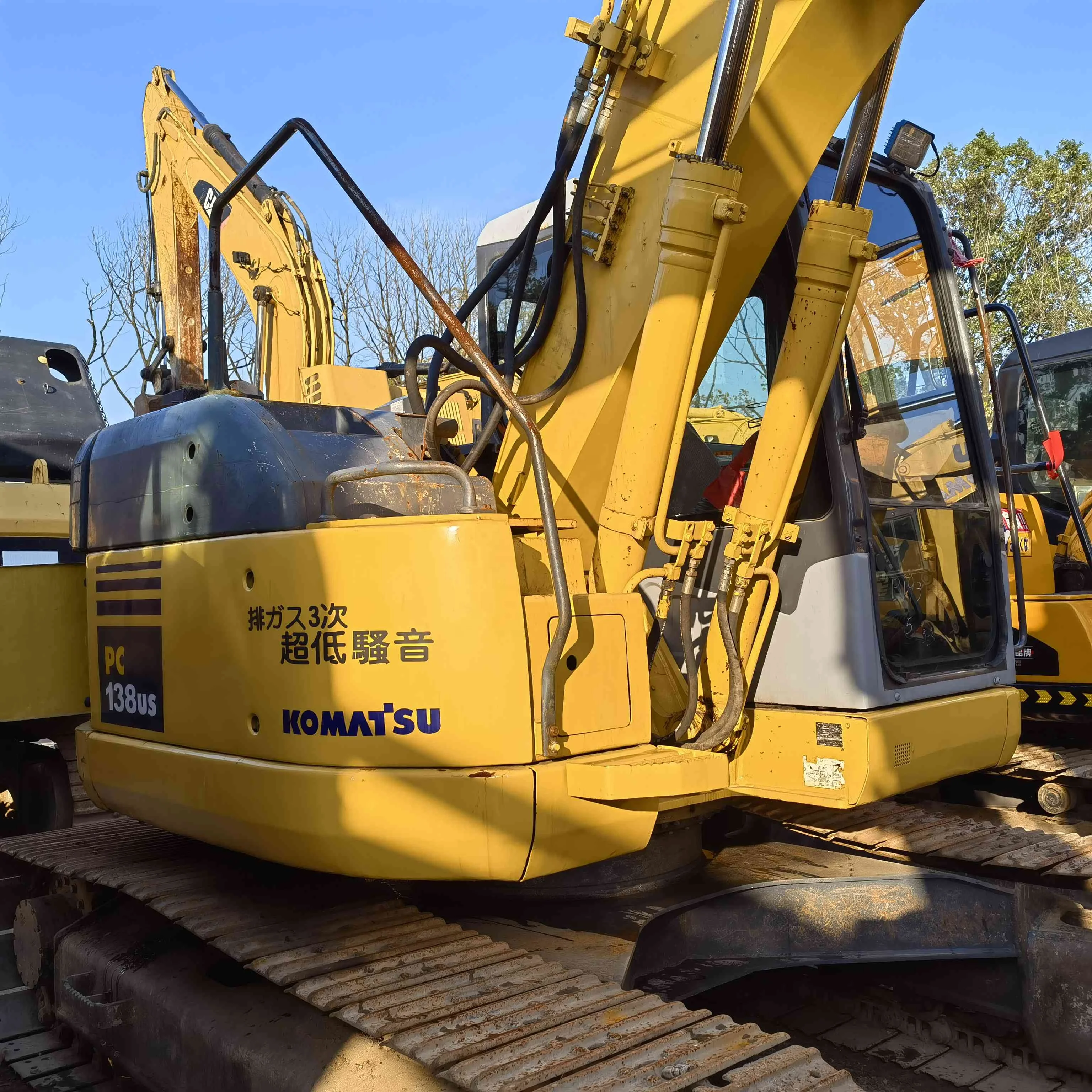 Buy used komatsu pc138 excavator pc138us made in Japan medium pc138us-2 & pc138us-8