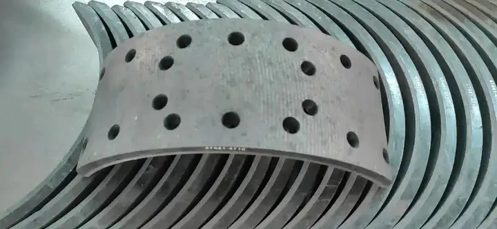 47441-4710 brake lining made at China leading factory for trucks, trailers.