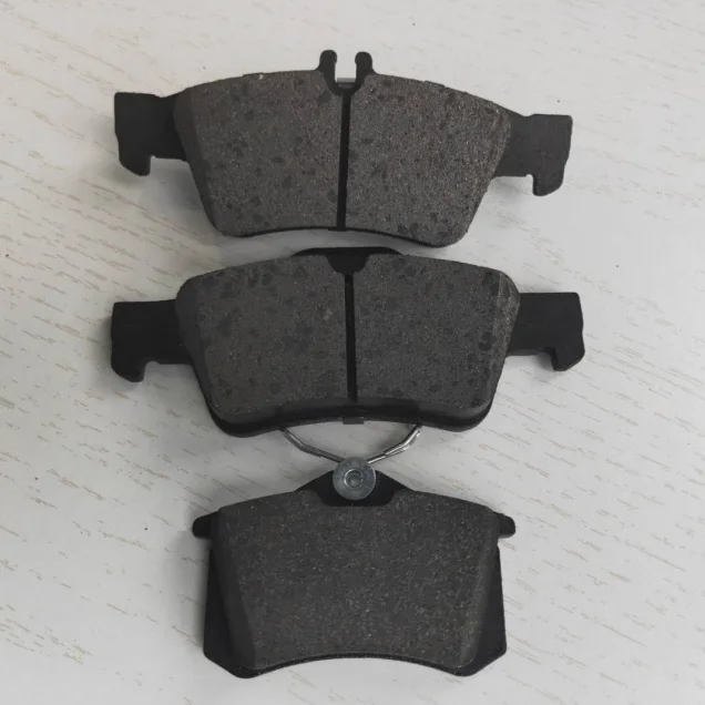 Baiyun Famous Brand Brake Pad For NV200 Nissan Car Spare Parts Brake Pad