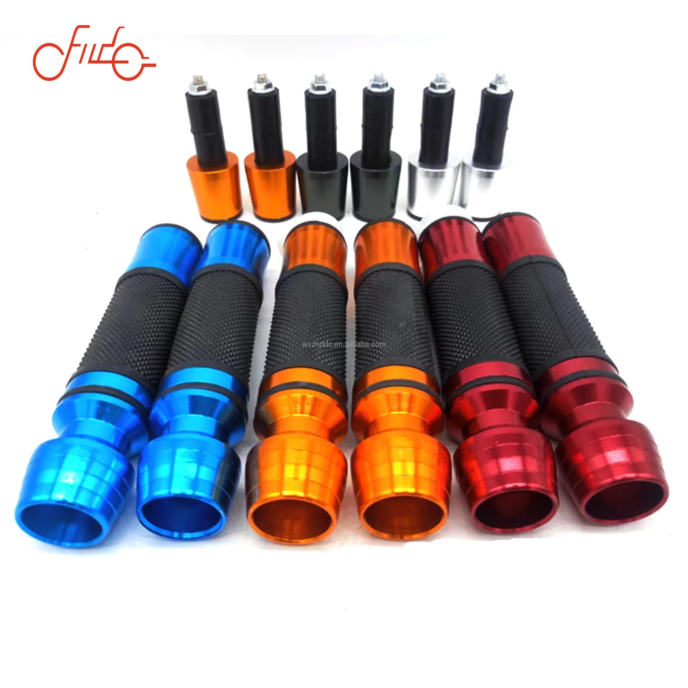 The Fine Quality Durable Universal Aluminum CNC Handle Grip Plus Lengthened Rubber Grip Handlebar End Grips for Motorcycles