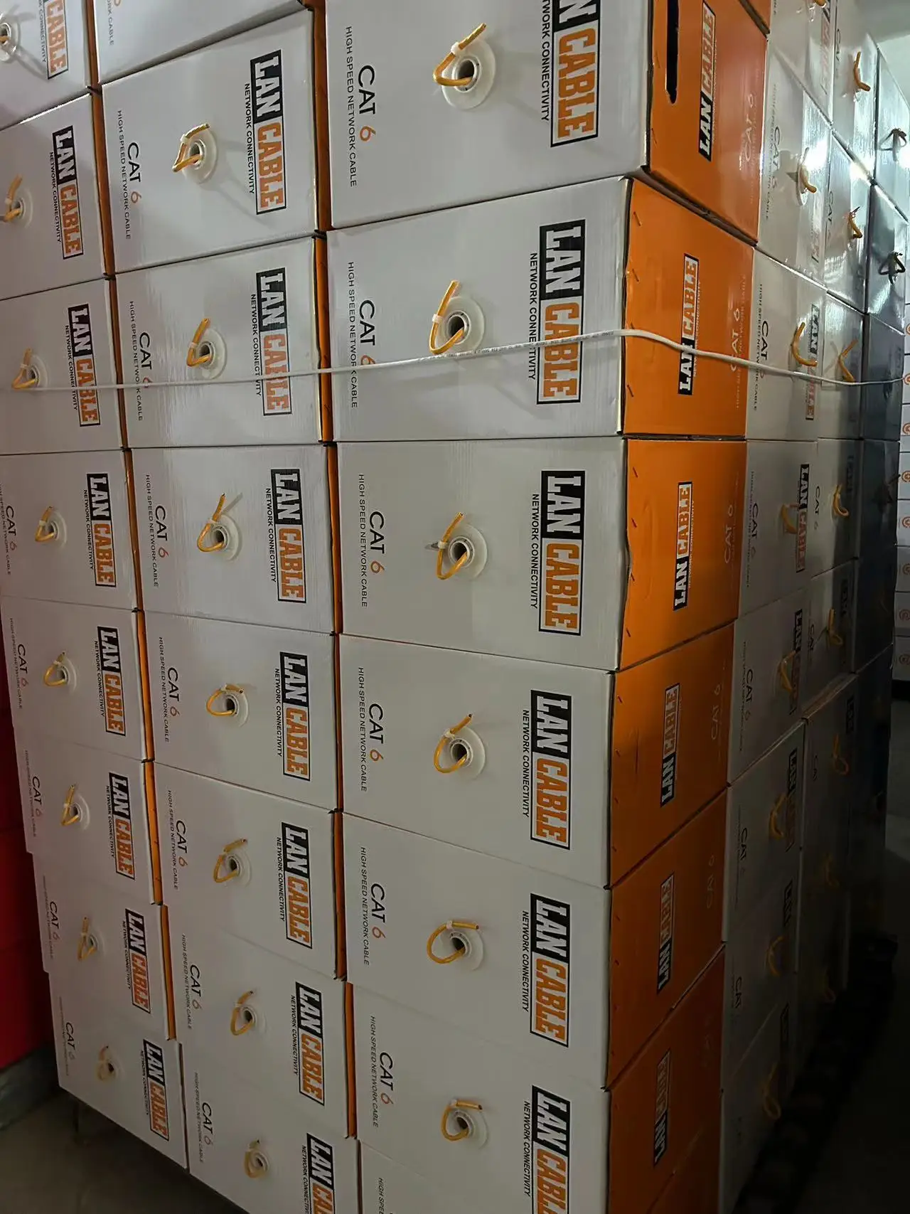 Chinese Manufacturer Wholesale OEM 305m Easy To Pull Out Box Cat 6 Twisted Pair Wires CCA Networking Wire Cat6 UTP Indoor Cable