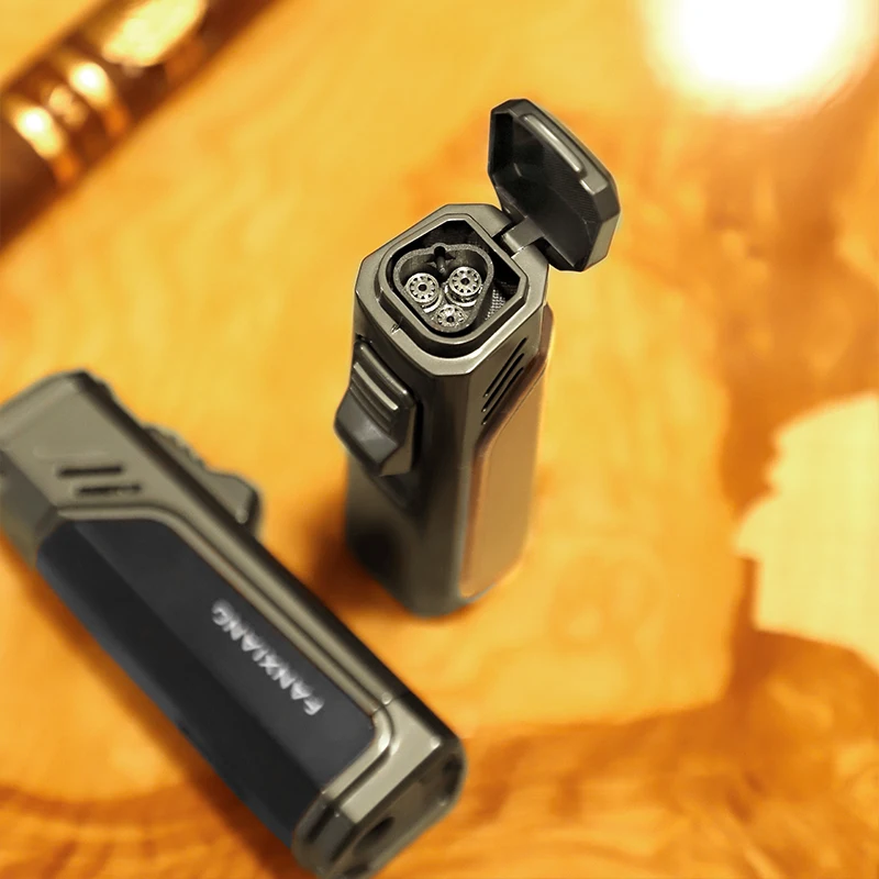 New Design Zinc Alloy Smoking Cigar Accessories Luxury Refillable Gas Lighter 3 Jet Flame Cigar Torch Lighter