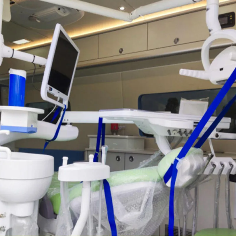 Mobile Dental Service Car Equipped with Complete System Diesel Mobile Clinic Vehicle Medical