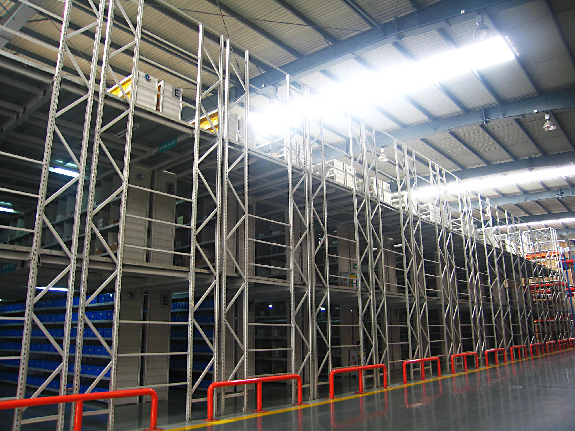 China Cheap Mezzanine Racking Custom Manufacturer Real Factory Certified Warehouse Mezzanine Floor Storage System For Sale