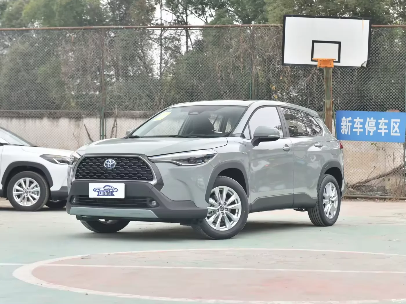 2024 Toyota Corolla Cross 2.0L Гибридный Элитный автомобиль б/у компактный AWD с панорамным Люком на крыше