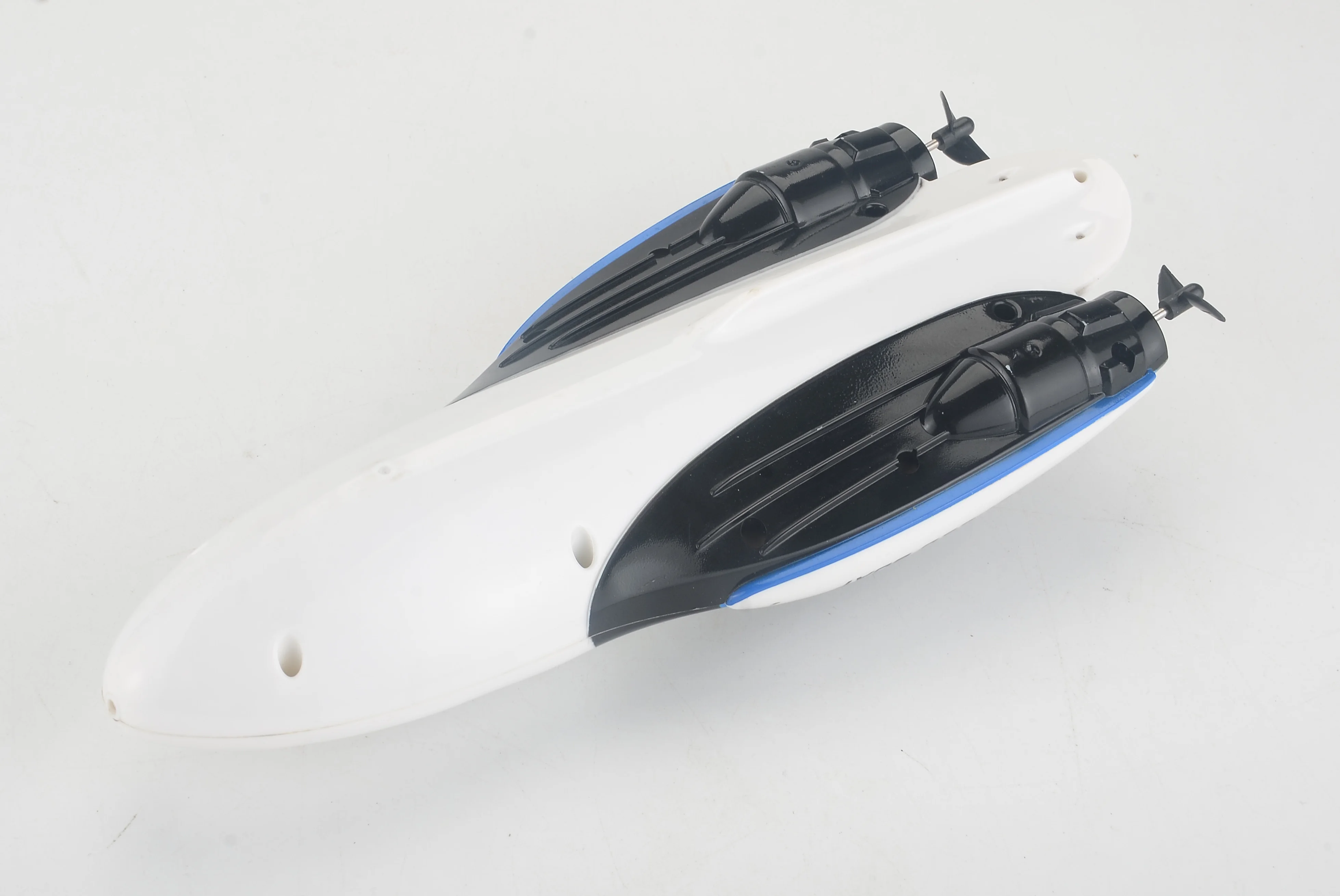 2022 Manufacturer Hot Selling Kids Premium Toys Rc Boat Rc Speedboat Toys