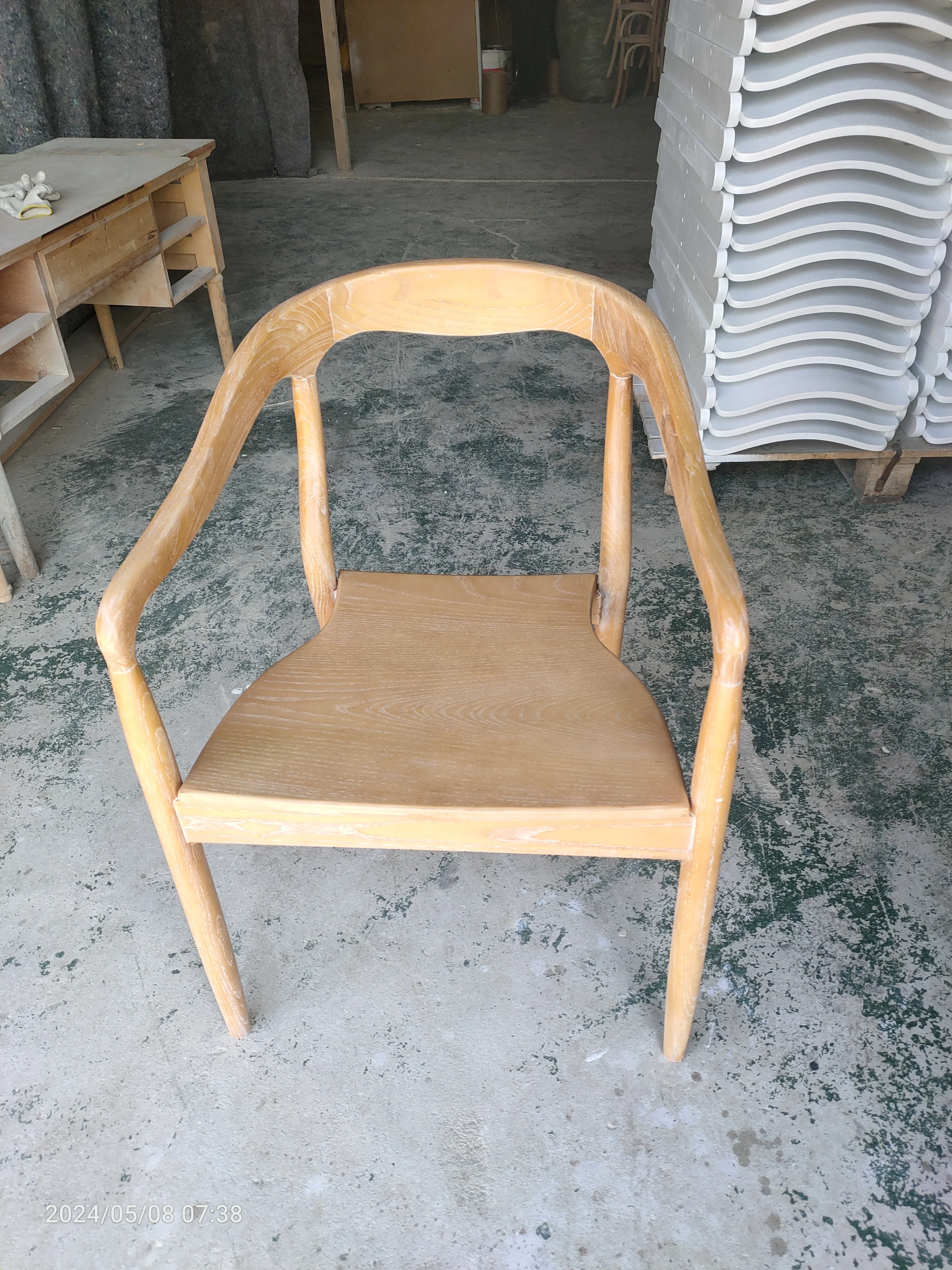 Natural Wash Elm Wood Armrest Stackable Wedding Event Banquet Dining Chair