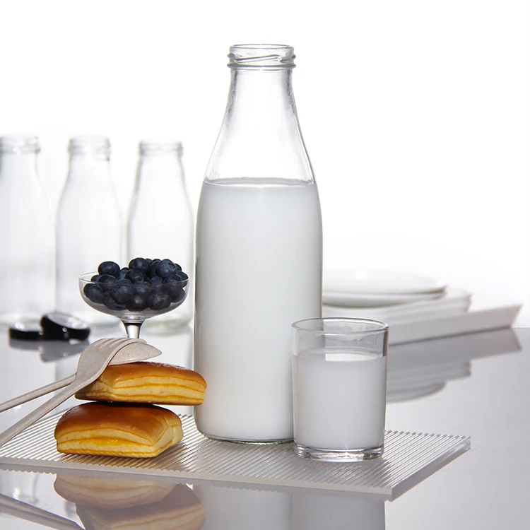 Factory  200ml 250ml 300ml 500ml Round Glass Bottle Baby Milk With Metal Lid For Fresh Cows Milk Yogurt Pudding