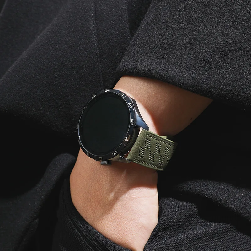 Wholesale new universal adjustable wrist bracelets magnetic buckle leather watch strap for huawei samsung garmin