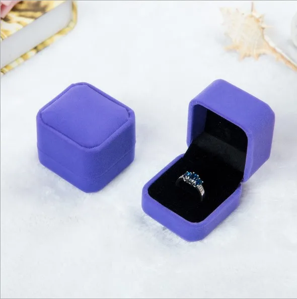 wholesale Romantic Sweet Luxury Small Velvet Engagement Ring Box Ring JEWELRI BOX Jewelry packaging Box