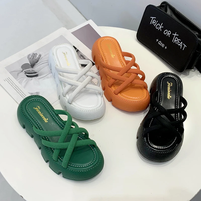 New arrival Thick Sole Wedge heeled sandals platform woman slipper thick bottom chunky Shoes with rhinestone