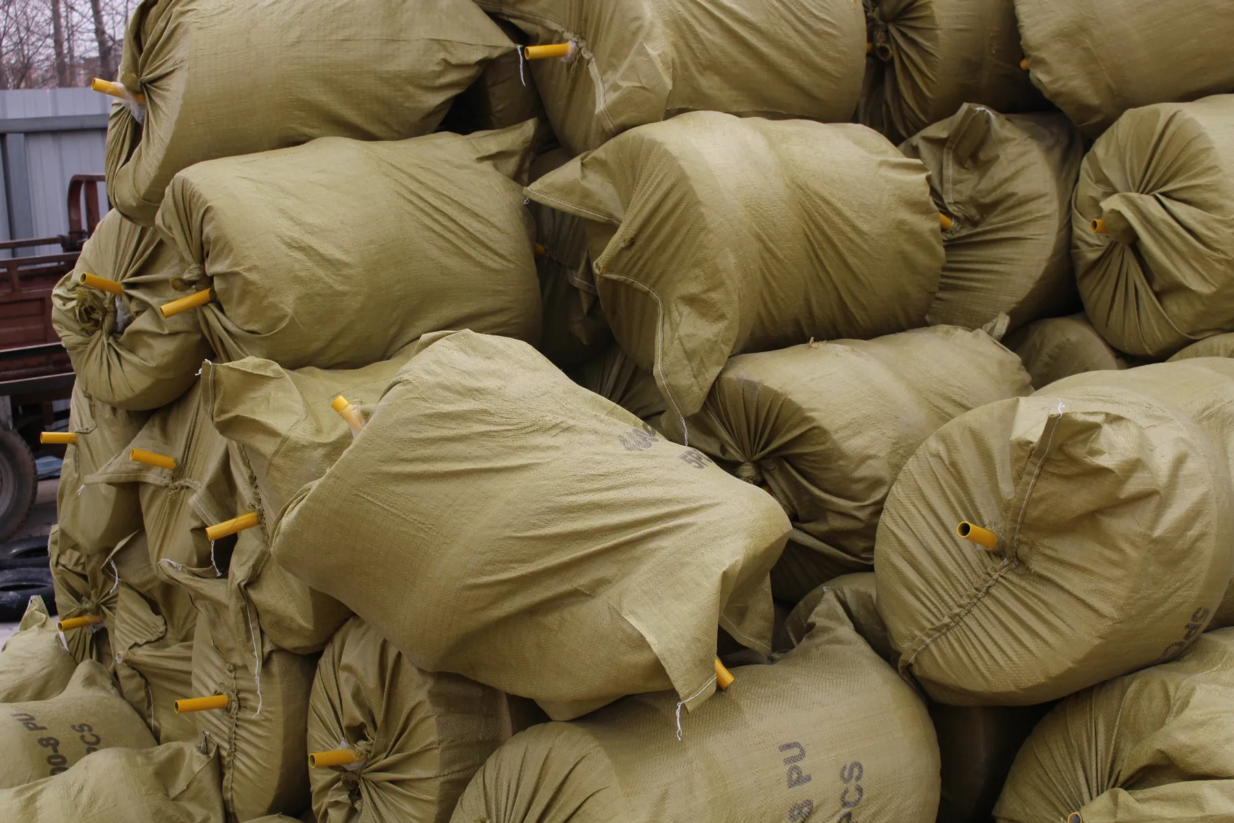 13 inch pneumatic wheel wheelbarrow wheel lawn mower wheels 4.00-6